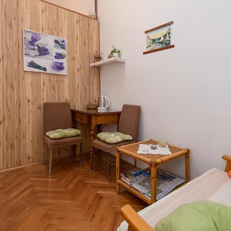 Appartamento By The Sea - 13746